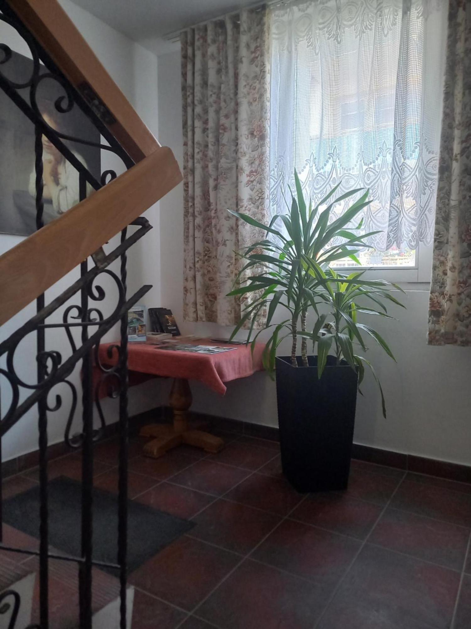Aparthotel Korona Przy Termach Cieplickich 10Proc Rabatu Do Term Єленя-Ґура Екстер'єр фото